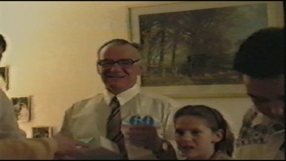 Același cadru VHS după curățare și corecția bazei de timp (TBC)